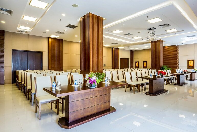 Khách sạn 4 sao đường Hà Bổng, Sơn Trà, Đà Nẵng