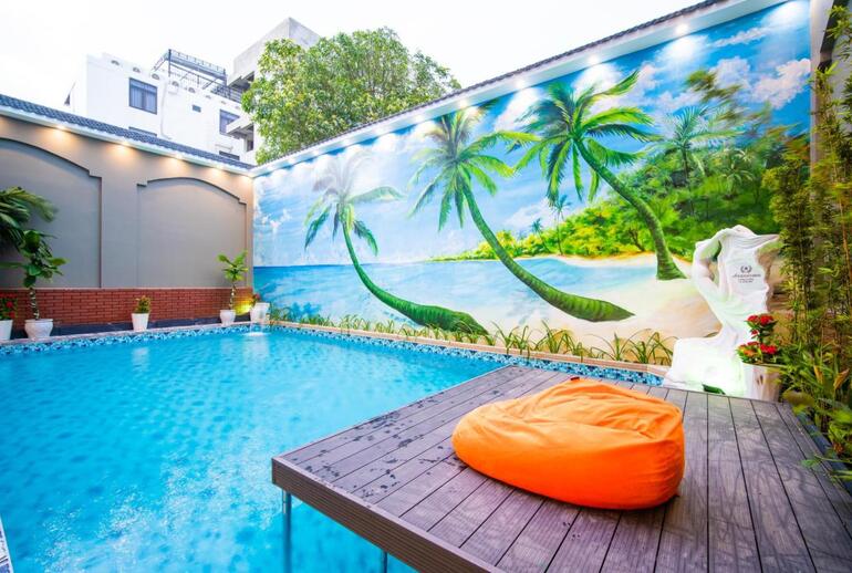 Khách sạn 64 phòng đường Hồ Xuân Hương, Ngũ Hành Sơn (3 sao)
