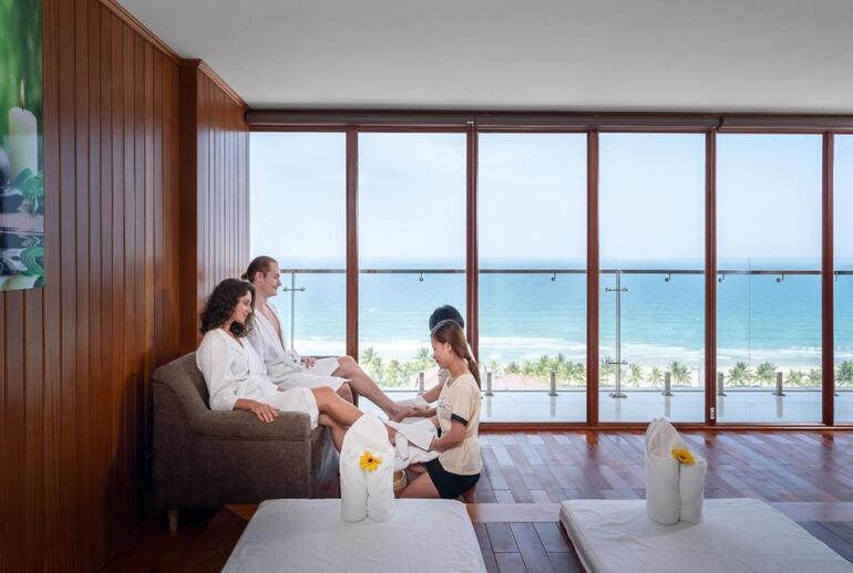 Khách sạn 60 phòng đường Trần Bạch Đằng, Ngũ Hành Sơn (4 sao)